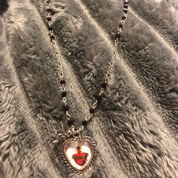 Flaming heart necklace with a cross charm - Picture 2 of 12